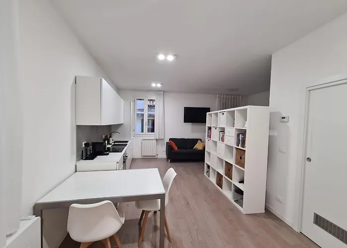 Venice Central Apartment